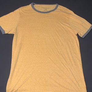 Aéropostale Short Sleeve “Peach” Dress Shirt / Size Medium